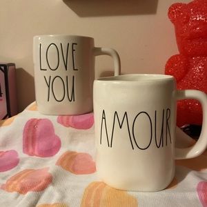 Rae Dunn Valentines Mug Set
